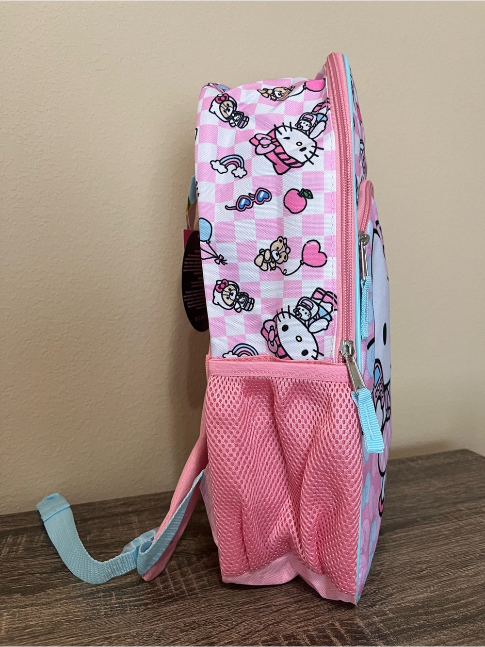 Hello Kitty Pink Backpack - Picture 2 of 6